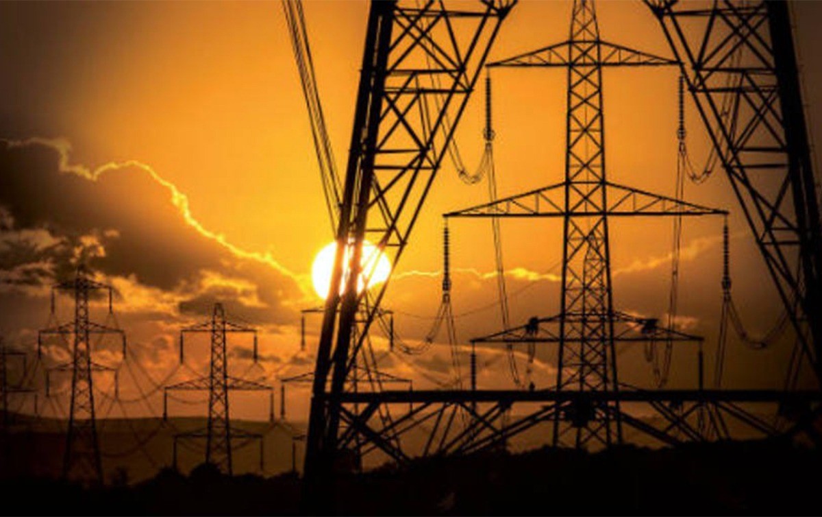 Cidades do Sudeste sofrem apagão de energia. Segundo a ONS, não há relação com a crise hídrica